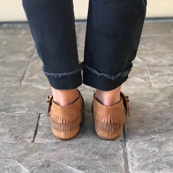 NIB Butter Soft Leather Fringe Boho Moccasins - Picture 4 of 8